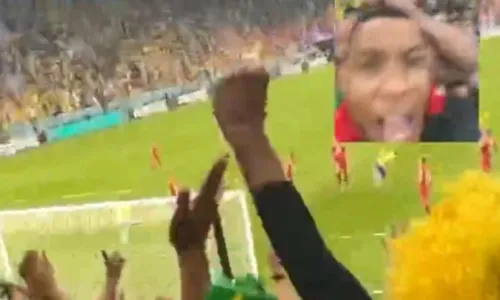 
				
					Influenciador baiano filma reação da torcida no estádio após golaço de Richarlison e viraliza
				
				
