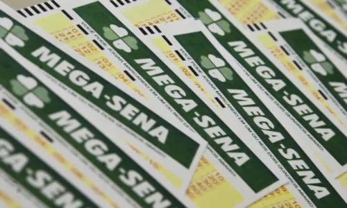 
				
					Mega-Sena acumula e sorteia R$ 65 milhões na quarta-feira (30)
				
				