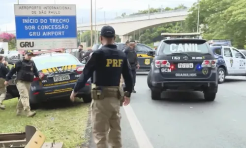 
				
					PRF afirma que rodovias interditadas na Bahia por caminhoneiros foram liberadas
				
				