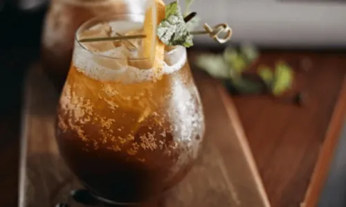 
				
					Veja receitas fáceis de drinks e brinde com os amigos
				
				