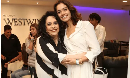 
				
					Sophie Charlotte viveu Gal Costa para filme que estreia em 2023; saiba detalhes
				
				