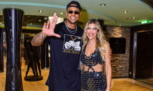 
				
					Famosos curtem cruzeiro de Wesley Safadão com shows de Léo Santana e Zé Felipe; veja fotos
				
				