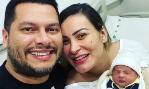 
				
					Andressa Urach é internada e marido acusa ex-A Fazenda de oferecer filho como sacrifício
				
				