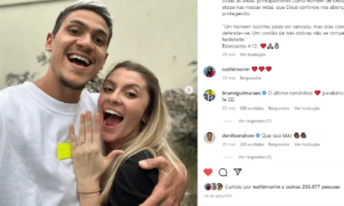 
				
					Pedro, do Flamengo, pede namorada em casamento após convocação
				
				