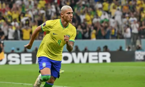 
				
					Após ser destaque na estreia do Brasil na Copa, Richarlison ganha quase 4 milhões de seguidores
				
				