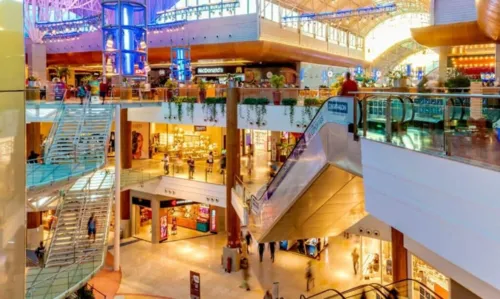 
				
					Shoppings de Salvador estendem horário de funcionamento na Black Friday; confira 
				
				