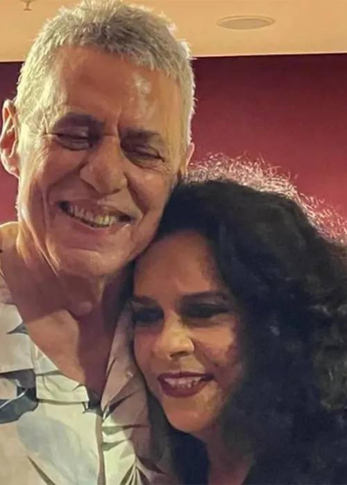 
				
					Show de Chico Buarque em Salvador é adiado
				
				