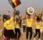 
                  Olodum canta hit em frente a pirâmide do Egito: 'Eu falei faraó'