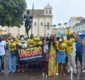 
                  Movimento negro presta homenagens com flores na estátua de Zumbi dos Palmares em Salvador: 'Afirmação da memória da resistência negra no Brasil'