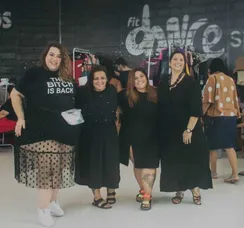 Bazar plus size terá roupas a partir de R$5 no domingo (11)