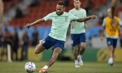 
				
					Neymar treina normalmente e confirma presença contra Coreia do Sul
				
				