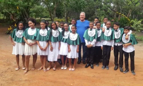 
				
					Centro Histórico de Salvador recebe coral com crianças e adolescentes para celebrar Natal
				
				