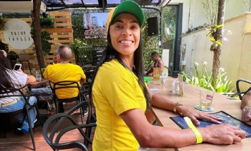 
				
					Marta leva nova namorada para conhecer Cristo Redentor, no Rio de Janeiro: 'Te amo'
				
				