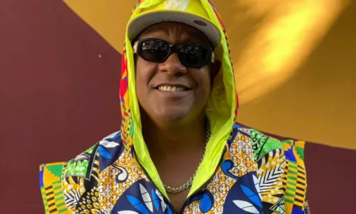 
				
					Psirico é o quinto convidado do Fuzuê de Verão da Bahia FM; assista ao vivo
				
				