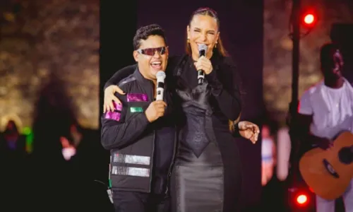 
				
					Com Ivete Sangalo, Thiago Aquino lança primeira música de DVD gravado em Salvador: 'A realização de um grande sonho'
				
				