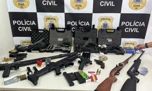 
				
					Homem é preso por ameaçar moradores com arma e postar nas redes sociais na Bahia
				
				