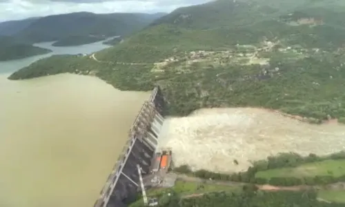 
				
					Prefeito de Jequié critica Chesf por aumento de vazão em barragem: 'Deveriam ter avisado'
				
				