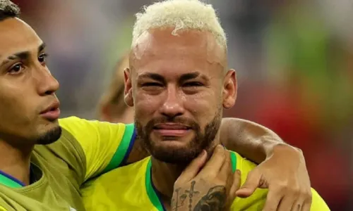 
				
					Neymar desabafa após perder para Croácia e fala sobre futuro na Seleção: 'Pesadelo'
				
				