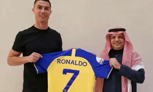 
				
					Time da Arábia Saudita anuncia contratação de Cristiano Ronaldo
				
				