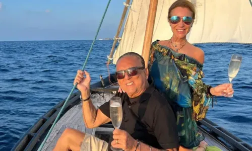 
				
					Galvão Bueno curte férias em resort nas Maldivas com diárias que chegam a custar R$ 50 mil
				
				