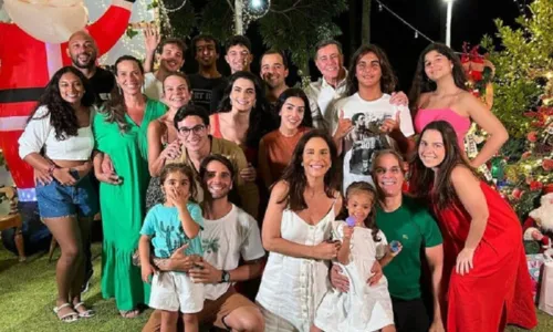 
				
					Ivete Sangalo celebra Natal ao lado de família em Praia do Forte: 'Tempo de esperança'
				
				