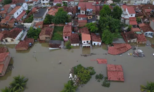 
				
					Prefeitura de Jequié faz arrecadação de donativos para desabrigados da enchente
				
				