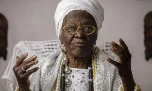 
				
					Morre aos 86 anos Mãe Lídia, yalorixá responsável por maior Candomblé de rua do mundo
				
				