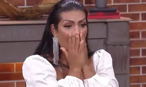 
				
					'A Fazenda': Ellen Cardoso, a Moranguinho, é eliminada na reta final do reality show
				
				