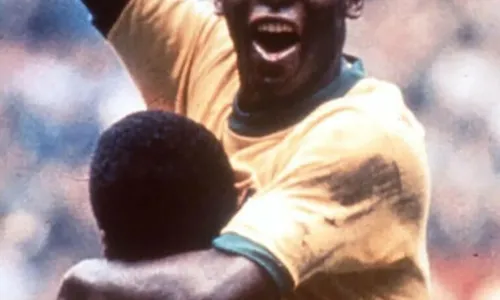 
				
					Pelé foi tricampeão mundial pelo Brasil; relembre história do craque com a seleção
				
				