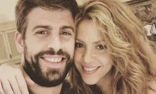 
				
					Piqué caiu no choro após Shakira negar segunda chance, afirma paparazzo
				
				