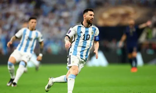 
				
					Com decisão nos pênaltis, Argentina vence a França e é Campeã do Mundo no Catar
				
				