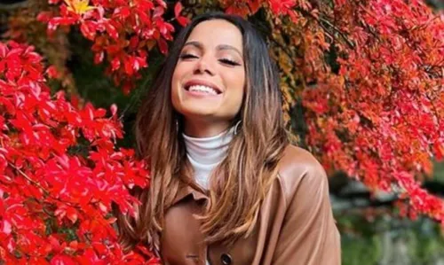 
				
					Após ter dado entrada em hospital, Anitta se pronuncia: 'Segue o baile'
				
				