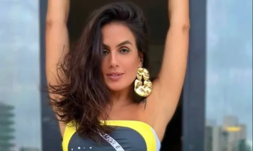 
				
					Carol Peixinho elege look com bandeira do Brasil para curtir show de Thiaguinho em Salvador
				
				