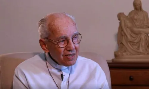 
				
					Morre monsenhor Jonas Abib, fundador da comunidade católica Canção Nova
				
				