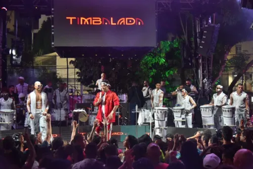 
				
					Timbalada retoma ensaios de verão no Guetho Square ao lado de Brown, Claudia Leitte e Durval; FOTOS
				
				