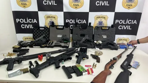 
				
					Homem é preso por ameaçar moradores com arma e postar nas redes sociais na Bahia
				
				