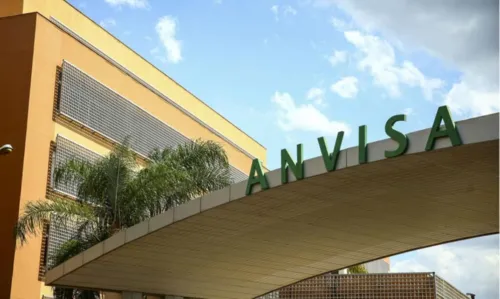 
				
					Anvisa anuncia novas restrições de produtos para cabelo
				
				