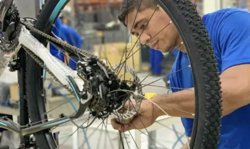 
				
					Produção de bicicletas tem retração de 19,3% no Brasil, em relação ao mesmo período de 2021
				
				