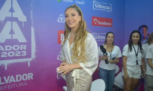 
				
					FOTOS: Cláudia Leitte, Safadão, Léo Santana, João Gomes e mais agitam Réveillon no Festival Virada Salvador
				
				