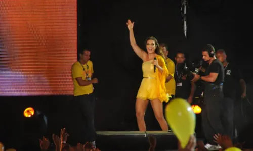 
				
					#TBT do FV: o dia que Ivete Sangalo iluminou Salvador em meio a um apagão em todo Nordeste
				
				