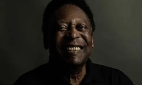 
				
					Autoridades lamentam morte de Pelé nas redes sociais: 'Brasil em luto'
				
				