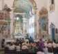 
                  Amigos e familiares de Gal Costa se reúnem em missa 30º dia em igreja de Salvador