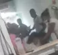 
                  Vídeo: médico e paciente trocam socos após discussão em clínica particular na Bahia