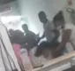 
                  Vídeo: médico e paciente trocam socos após discussão em clínica particular na Bahia