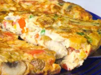 Jantar: aprenda a fazer uma receita rápida de omelete assada