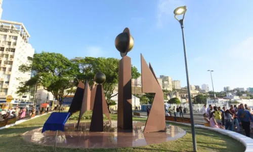 
				
					Monumento de Mário Cravo Júnior destruído por incêndio é reinaugurado em Salvador
				
				