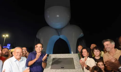 
				
					Monumento de Mário Cravo Júnior destruído por incêndio é reinaugurado em Salvador
				
				