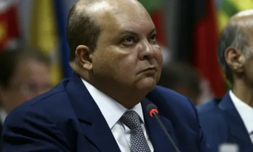 
				
					Governador Ibaneis Rocha exonera secretário de Segurança Pública do DF após invasões nas sedes dos Três Poderes
				
				