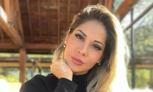 
				
					Maíra Cardi engata romance com youtuber, diz colunista
				
				