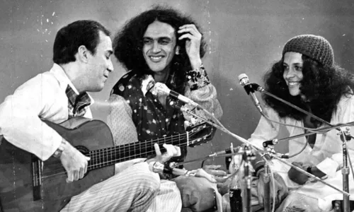 
				
					Caetano, Gal e João Gilberto entram para lista dos maiores cantores de todos os tempos da Rolling Stone
				
				